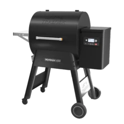Voorkant 35 Traeger Ironwood 650